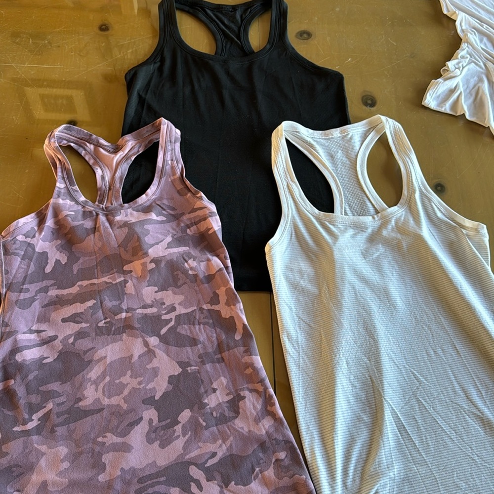 Lulu lemon racer back tank tops